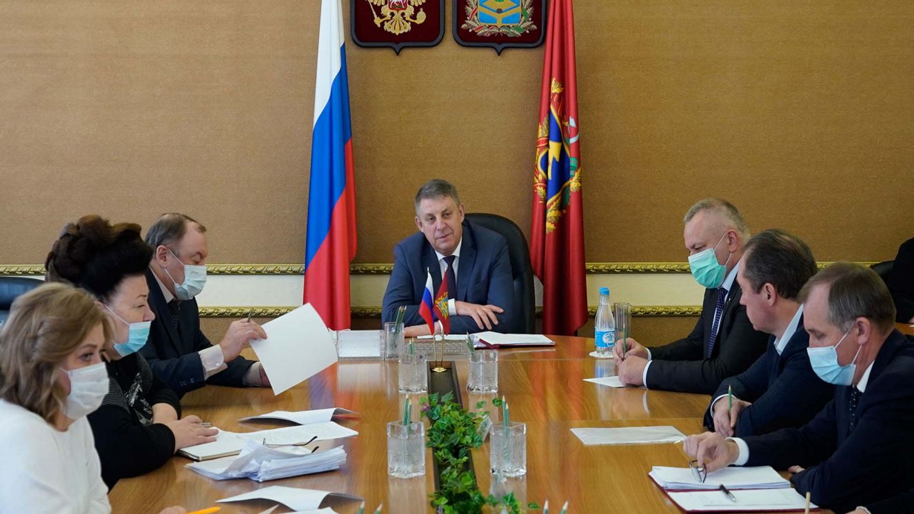 В Брянской области прошло совещание по готовности сельхозпредприятий к весенне-полевым работам