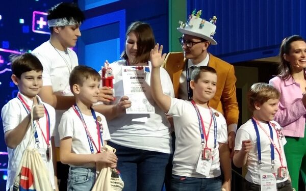 Юные брянские гимназисты вышли в финал национального чемпионата Robotics Championship — Москва 3.0