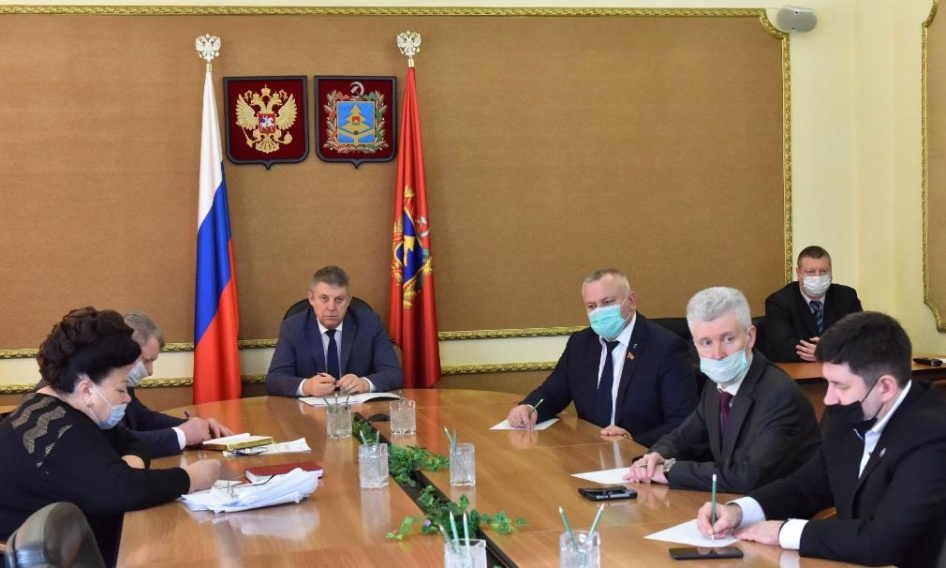 Глава Брянщины А.Богомаз участвовал в заседании штаба Правительственной комиссии по региональному развитию в РФ