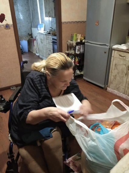 В КЦСОНах Брянщины продолжается работа «горячей линии»