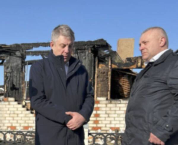 Брянский губернатор Александр Богомаз оценил состояние пострадавших объектов в Климово