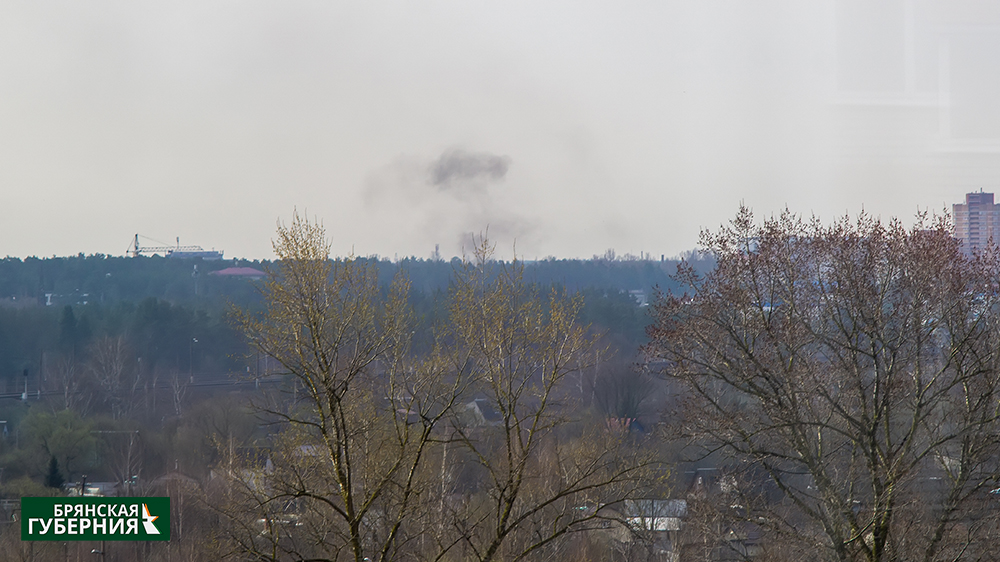 В Брянске локализовали пожар на нефтебазе