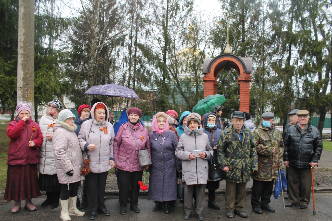 В Карачеве прошел митинг, посвященный памяти бывших малолетних узников фашистских концлагерей
