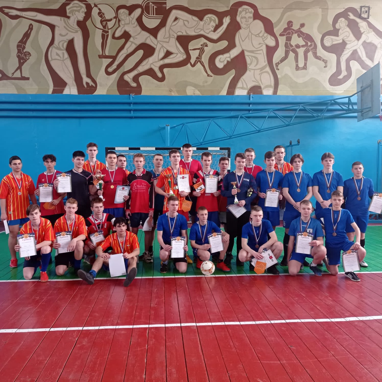 В Карачеве подвели итоги турнира по мини-футболу