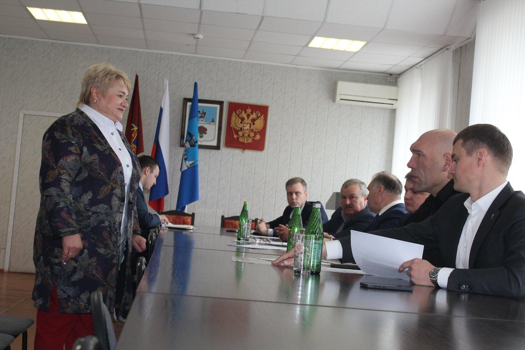   Николай Валуев провел в Карачеве прием граждан