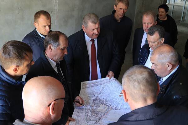 В Брянске финиширует строительство школы №72