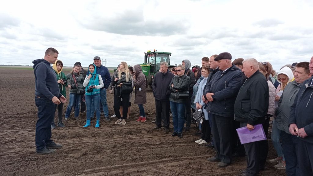 В брянских Комаричах прошел сельскохозяйственный семинар