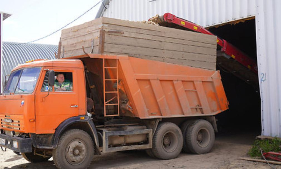 Делегация из ЛДНР познакомилась с технологией производства картофеля на Брянщине