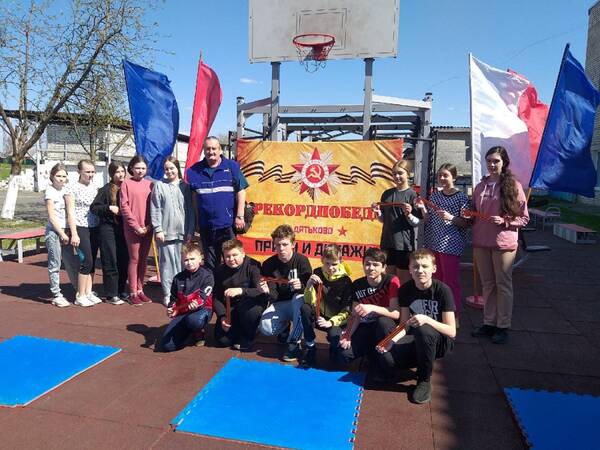 Дятьковчане принимают участие в акции «Рекорд Победы»