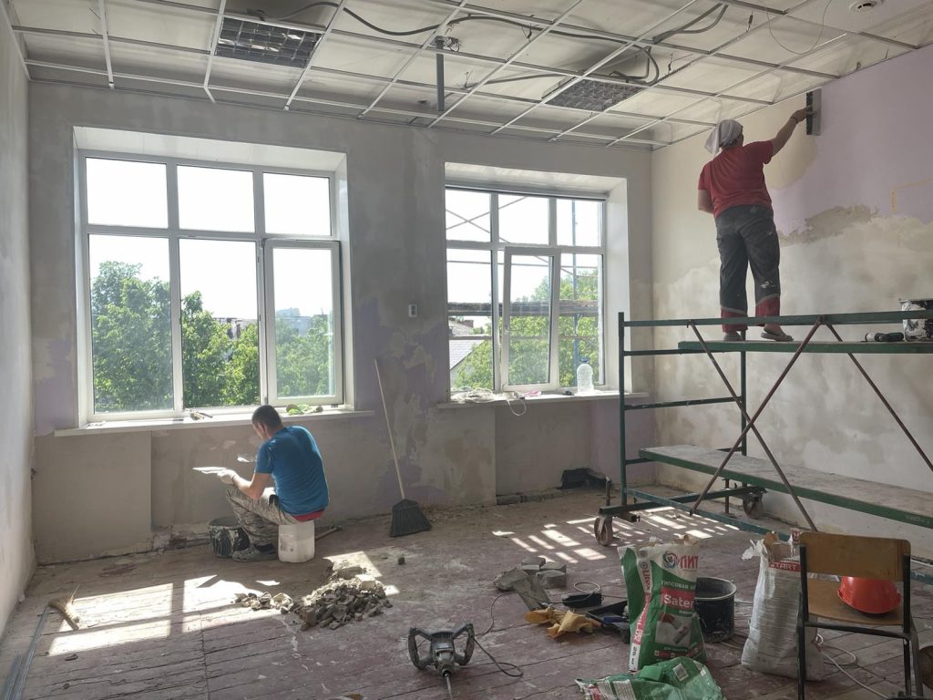 В Брянске проведут капремонт школ №2, 5 и 60