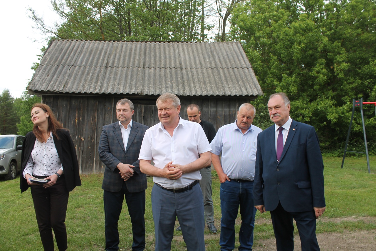 Заместитель губернатора Николай Лучкин побывал в карачевской Мылинке