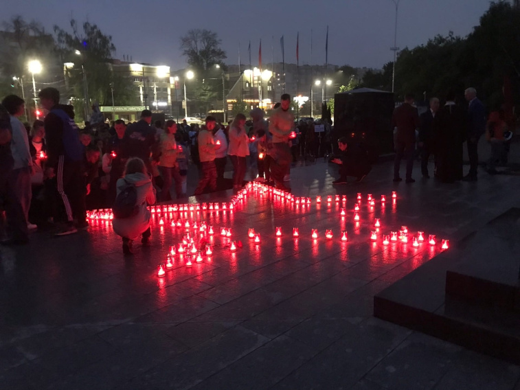 В Брянске прошла Всероссийская акция «Свеча Памяти»