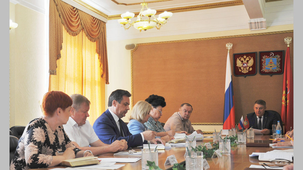 В региональном правительстве прошло совещание по подготовке ко Дню Брянского поля