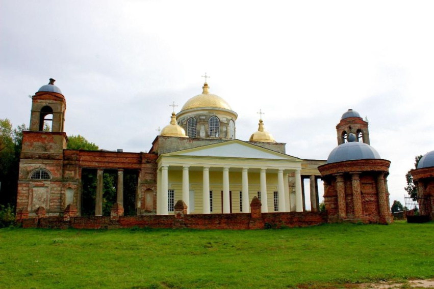 Жители Брянска посетили экскурсию в Сураже