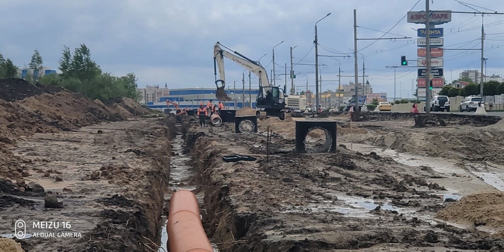 В Брянске  монтаж ливневки на Объездной улице продолжается