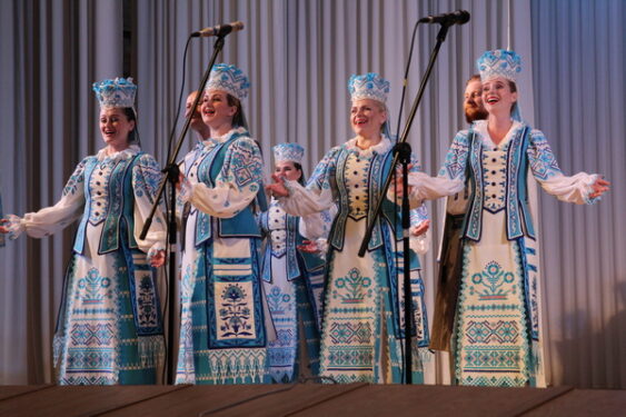 Национальный академический народный хор Республики Беларусь имени Г.И. Цитовича подарил жителям Брянска замечательную концертную программу