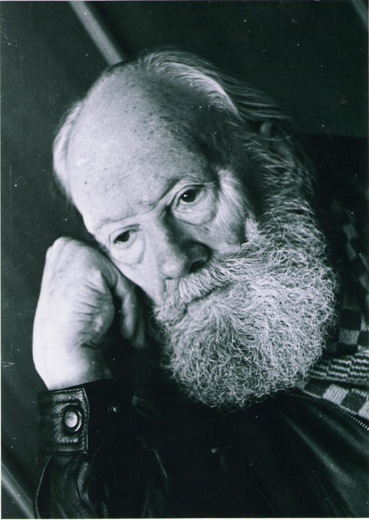 27 июля исполнилось 100 лет со дня рождения брянского поэта Валентина Динабургского