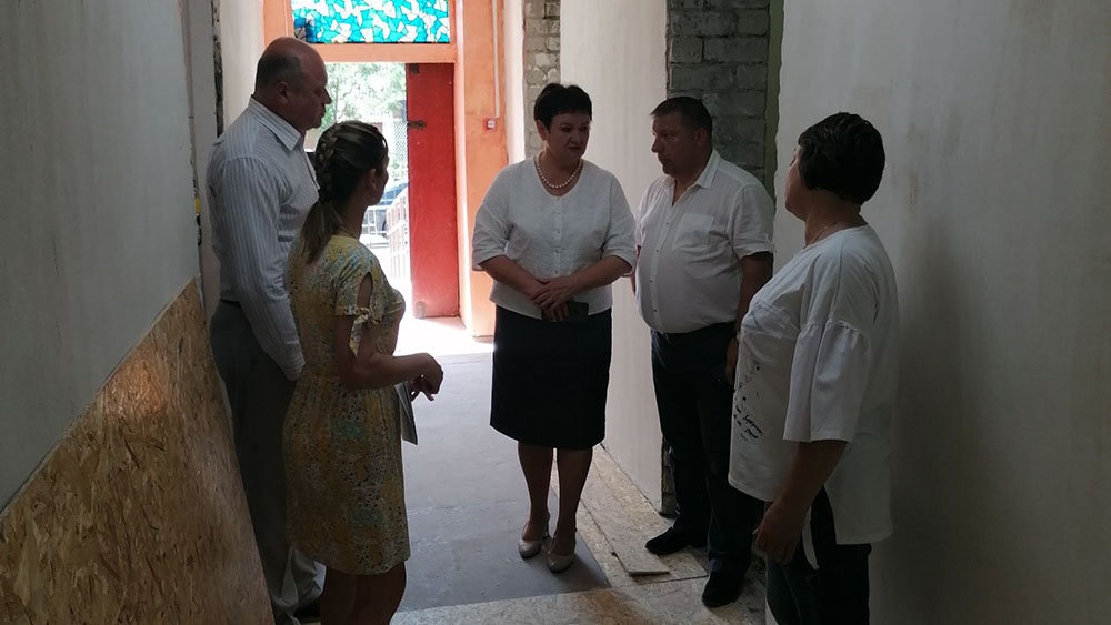 Ремонт ДШИ в брянских Выгоничах  продолжается