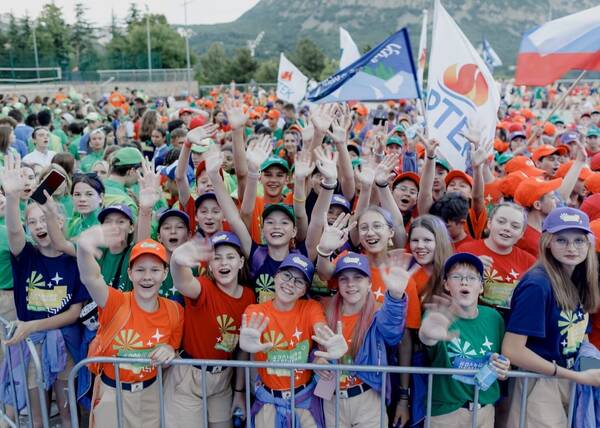 Школьников и молодёжь  Брянской области под своими знаменами соберёт общероссийское движение