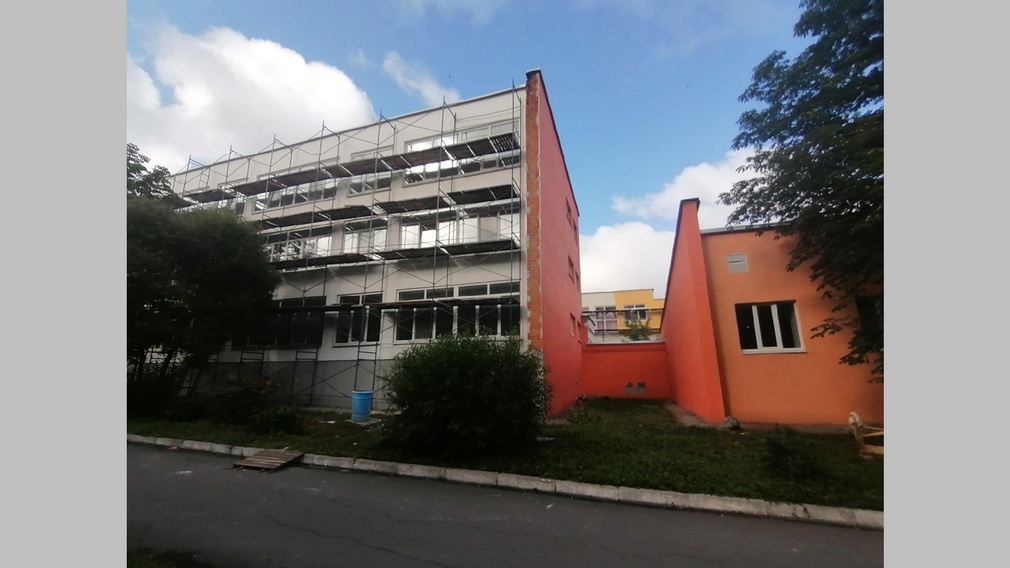 В Советском районе Брянска ремонтируют школу № 60