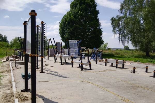 В Алешковичской школе Суземского района подходит к окончанию капремонт кровли