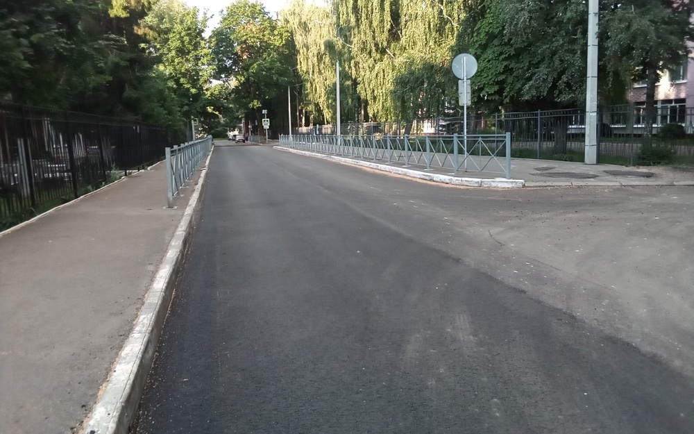 В Брянске капитально ремонтируют дорогу на ул.Октябрьской