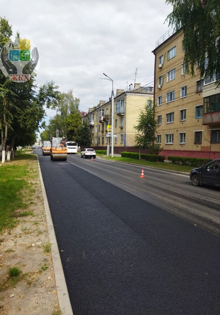 В Володарском районе Брянска ремонтируют дорогу по улице Пушкина