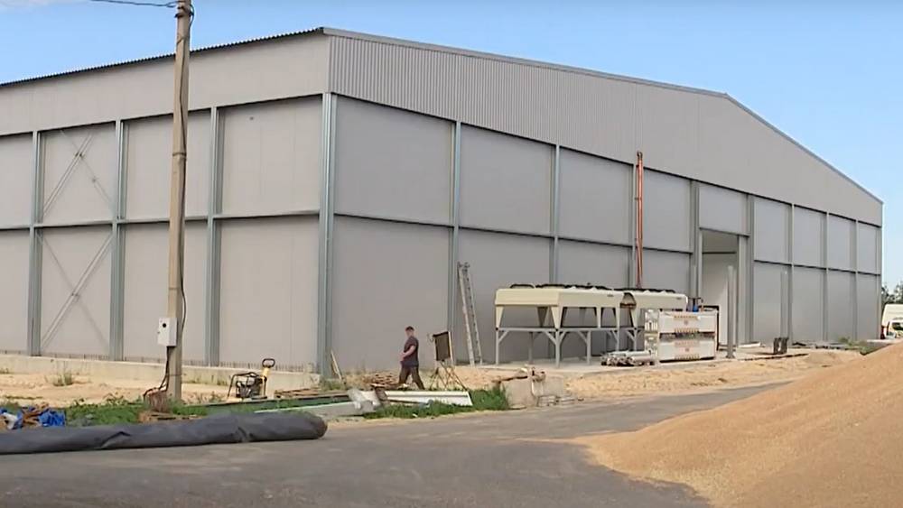  Самое крупное фруктохранилище построено в Брасовском районе Брянщины