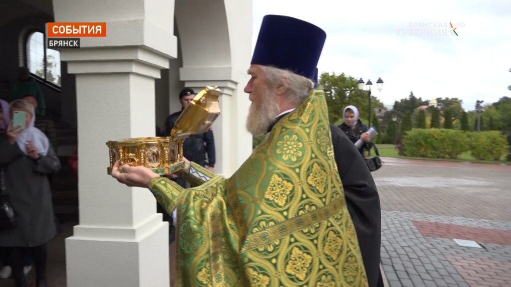На Брянском кафедральном соборе разместили ковчег с мощами преподобного Сергия Радонежского