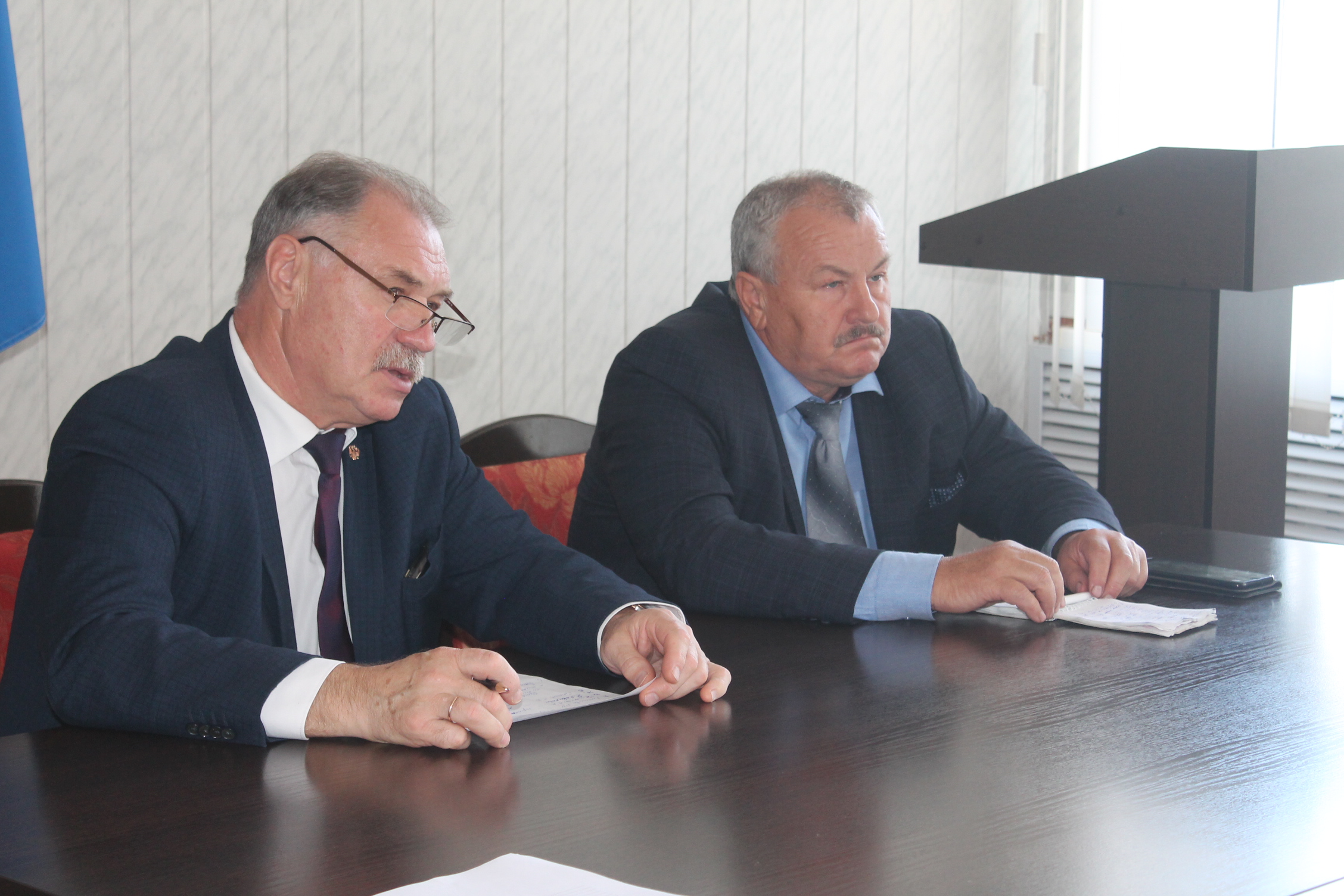 В Карачевской райадминистрации обсудили перспективы развития населенных пунктов