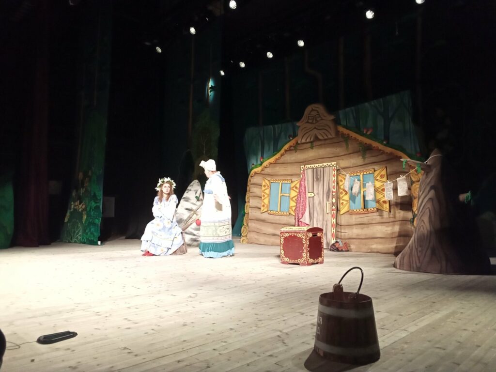 Для брянцев артисты Могилевского драмтеатра представят 16 спектаклей