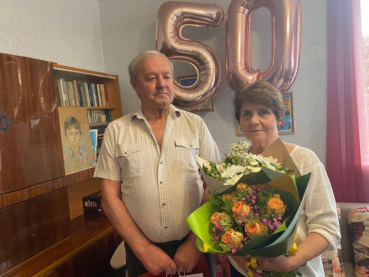 В Карачеве Юрий Константинович и Евгения Андреевна Передельские отметили золотую свадьбу