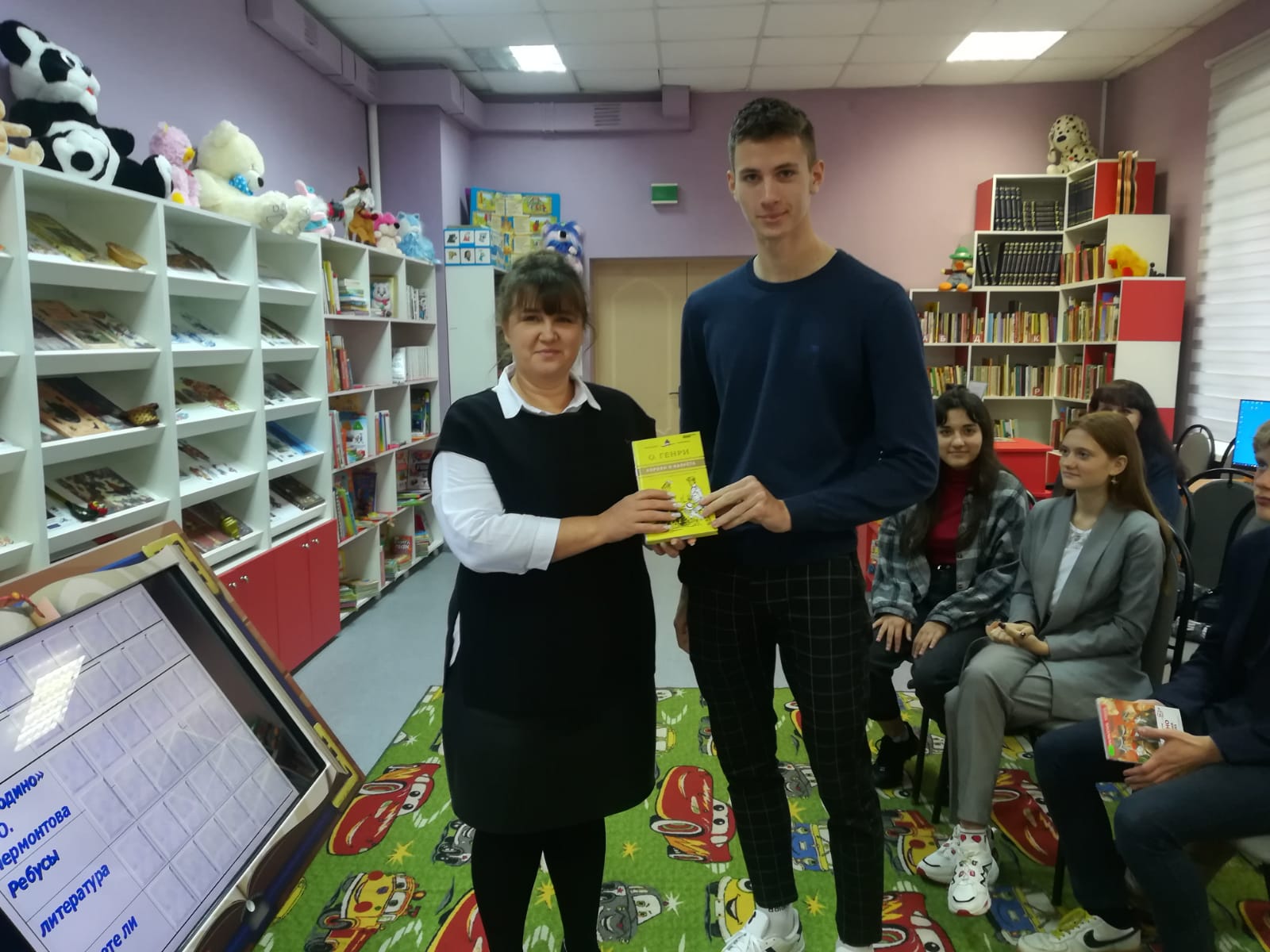 В Карачевской библиотеке прошел час занимательной истории «Вглубь веков»