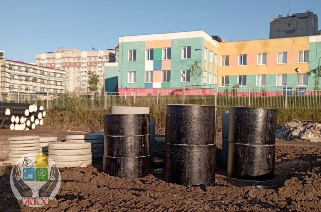 По дорожному нацпроекту на улице Романа Брянского прокладывают ливневку