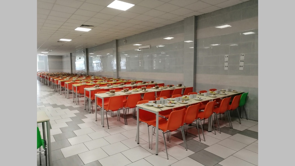 В 2021-2022 учебном году на переоснащение пищеблоков школ Брянска израсходовано 18,6 млн руб