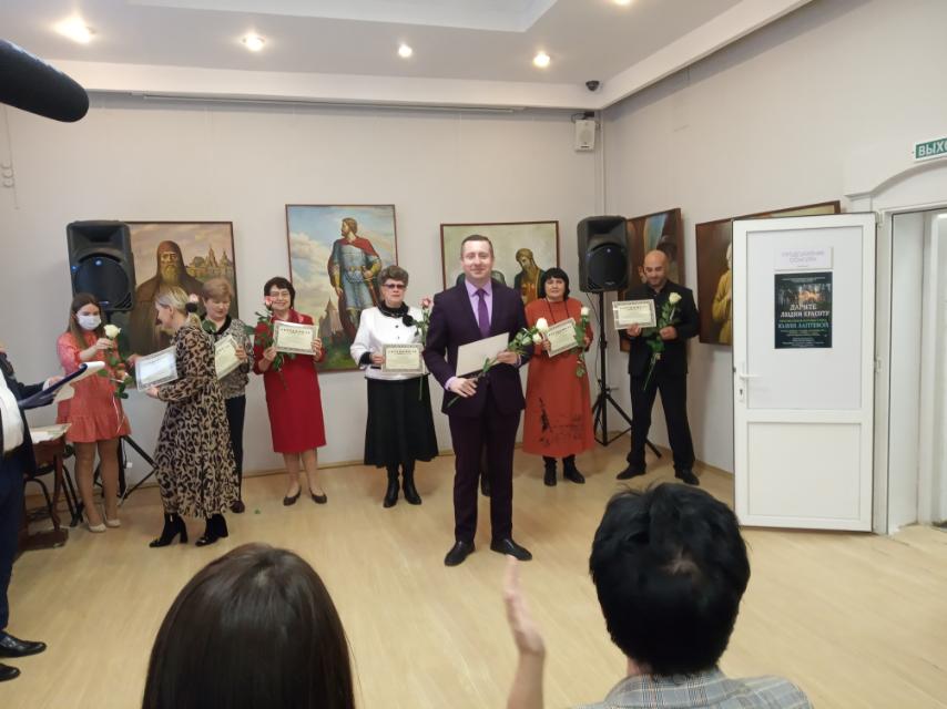 В Брянске чествовали работников культуры