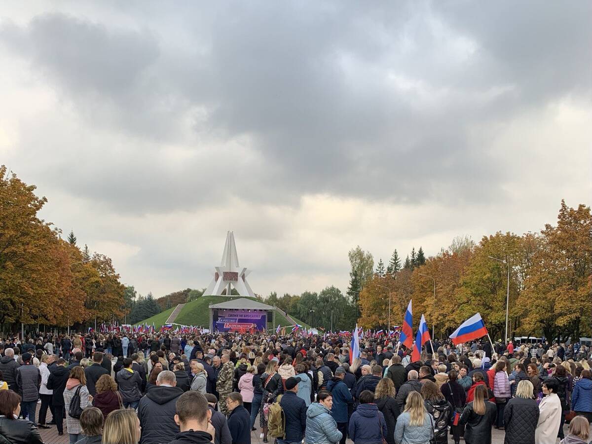 Брянцам напомнили об ответственности за участие в несанкционированных митингах и акциях
