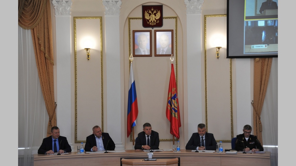 В Брянск приедет Луганский академический русский драмтеатр