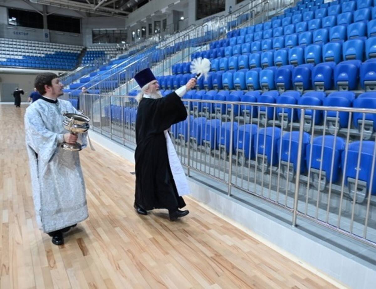 Брянский Дворец единоборств имени Артема Осипенко освятили