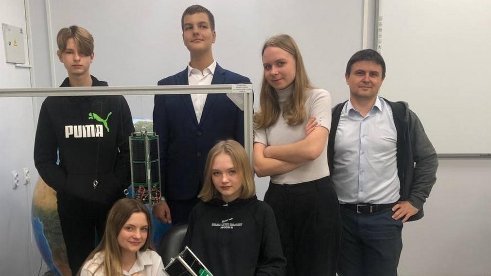 С аэродрома «Киржач» стартует стратосферный зонд со спутником брянской команды «Атлант»