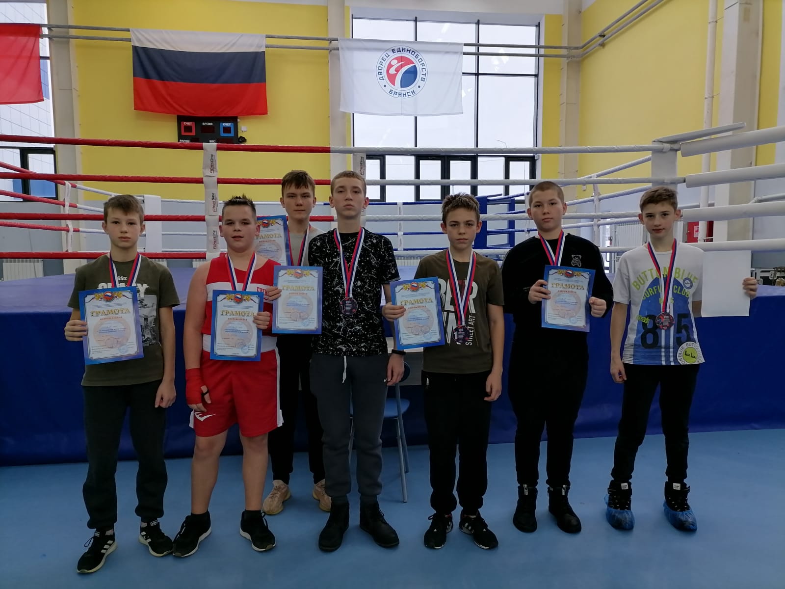 Карачевские боксеры показали хорошие результаты в боевых искусствах