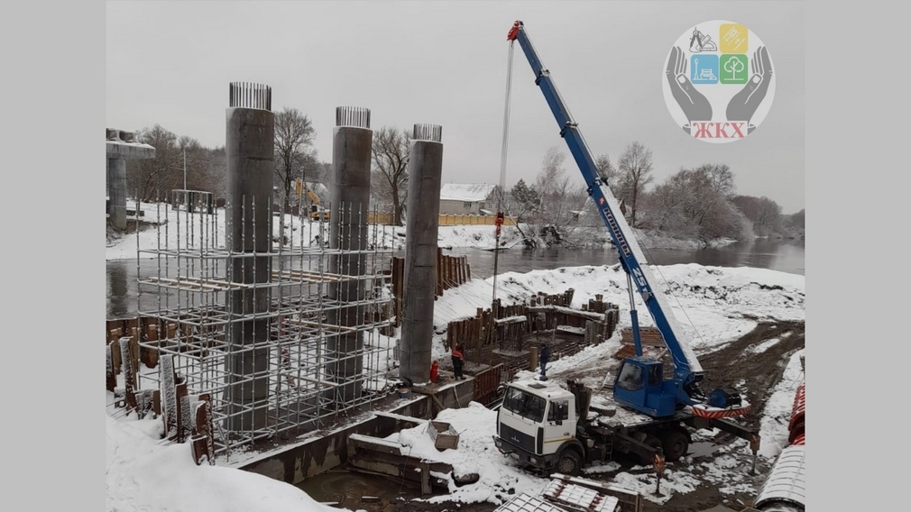 На Славянском мосту в Брянске забетонировали фундамент на опоре № 7