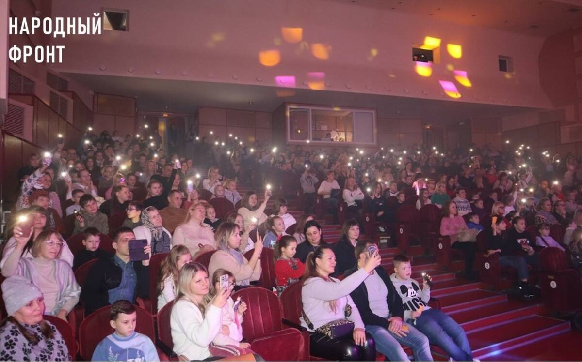 В Брянске прошла акция ОНФ «Новогоднее чудо»