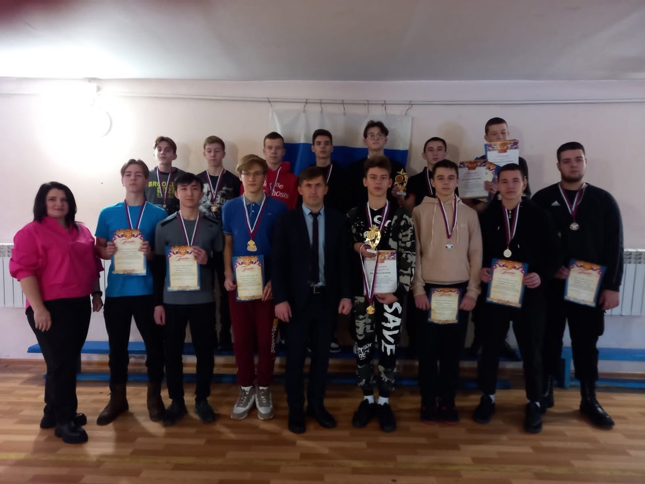 В Карачеве прошел второй день лично-командных соревнований по военизированному многоборью