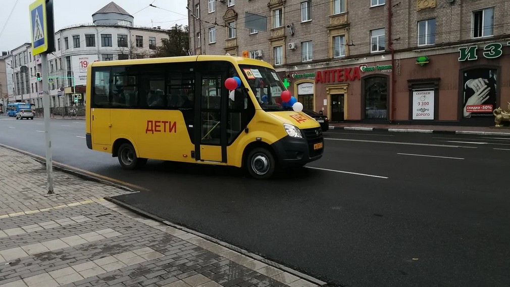 За последние 7 лет для учреждений образования Брянщины закуплено 297 новых автобусов