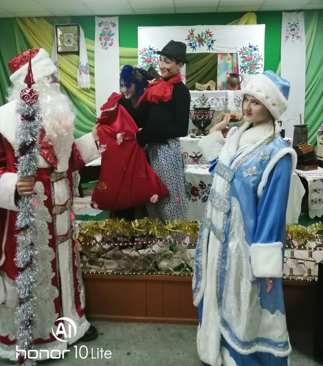 В Березовском Доме культуры прошел новогодний праздничный концерт