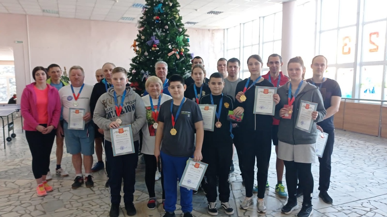 В Карачеве прошел чемпионат первенства по настольному теннису