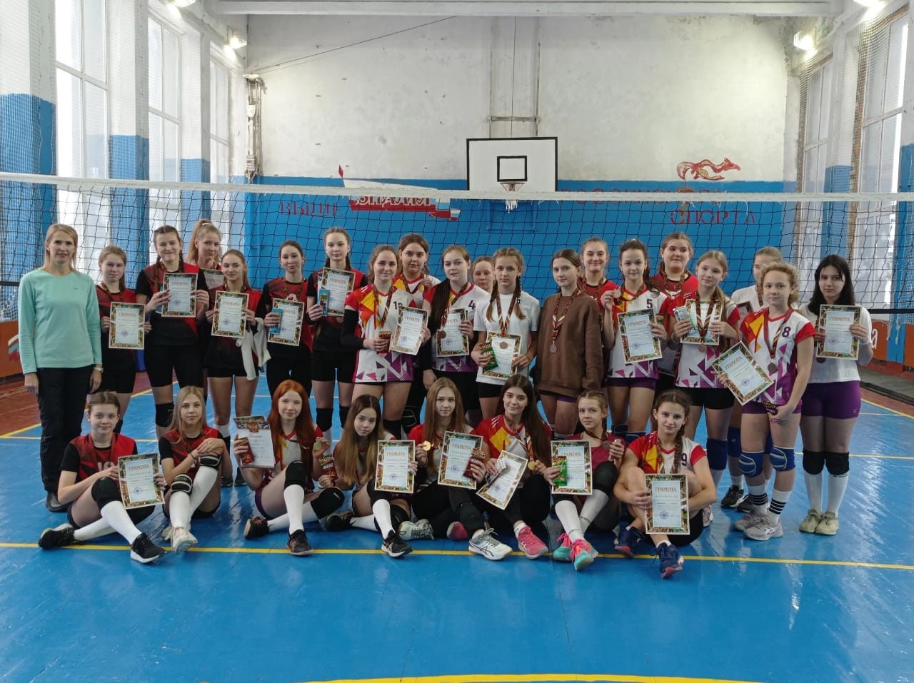 Прошел открытый турнир г.Карачева по волейболу