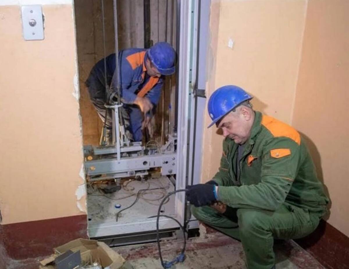 В Брянской области в 2023 году заменят 79 лифтов за 218 млн рублей