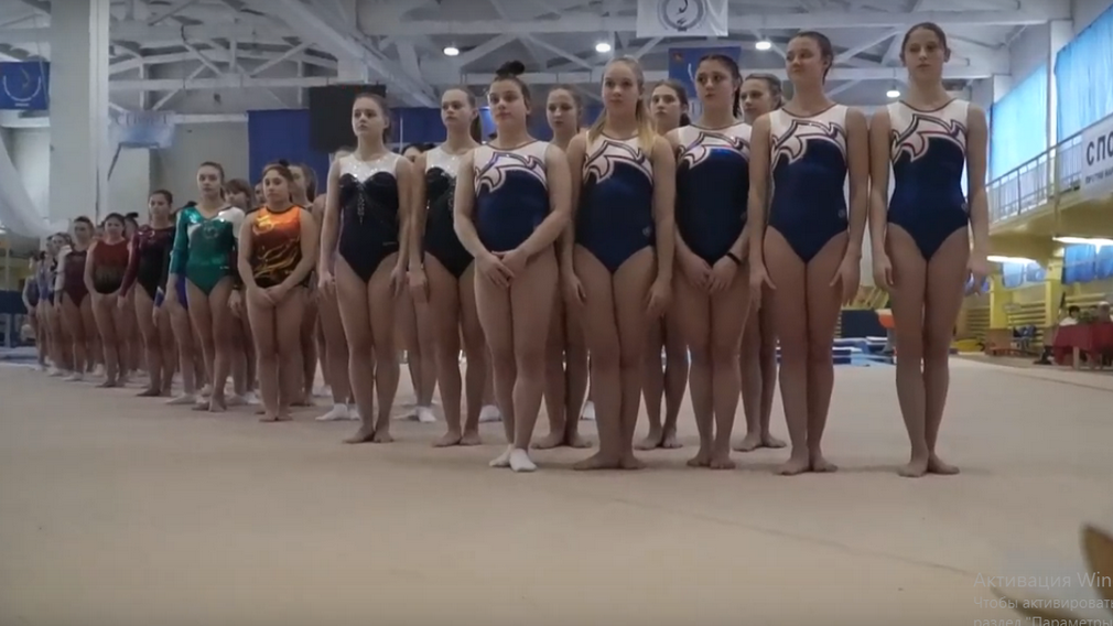 В Брянске проходит чемпионат ЦФО по спортивной гимнастике среди женщин